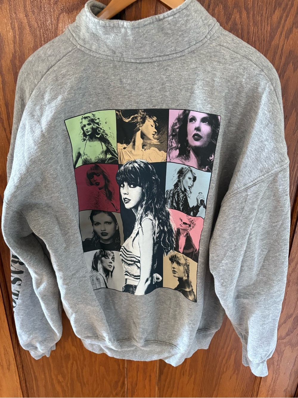 Taylor Swift Eras Tour Quarter Zip Grey Pullover Sweatshirt EUC Size Small